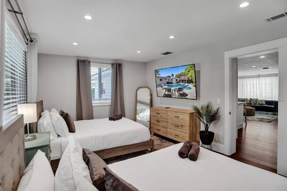 Photo of Bedroom in Deerfield Beach