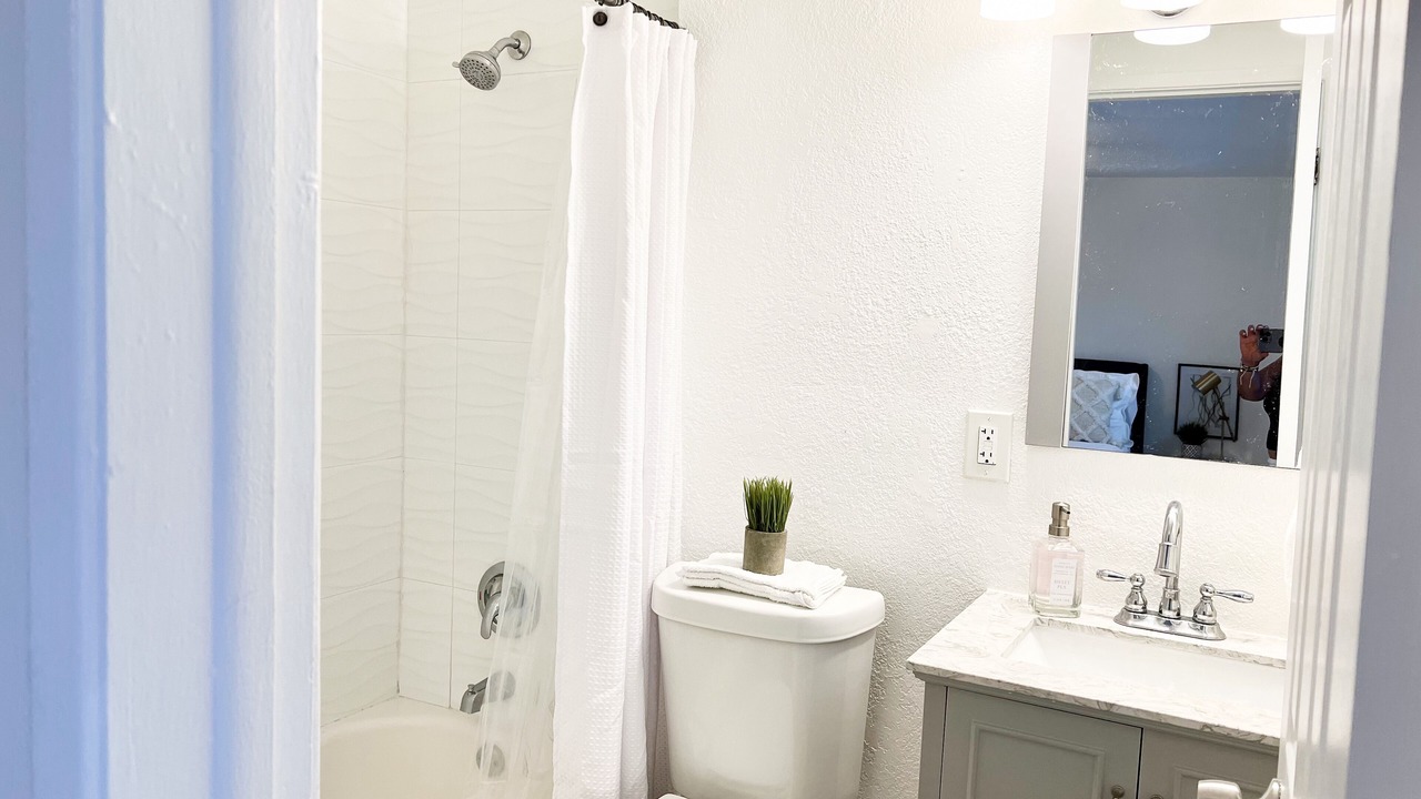 Photo of Bathroom in Riverside Park