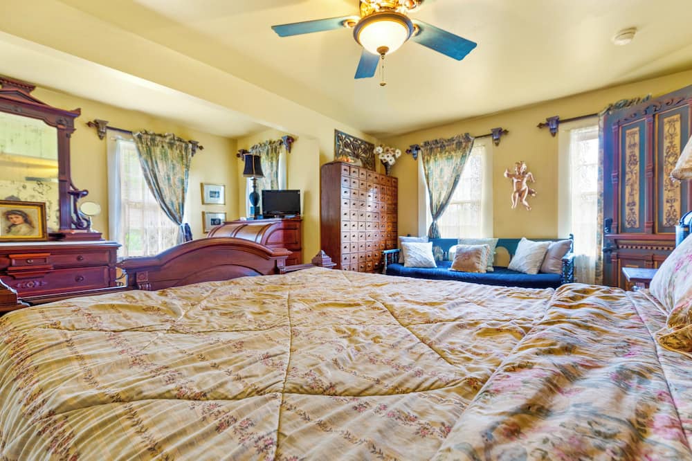 Photo of Bedroom in Franklin Springs