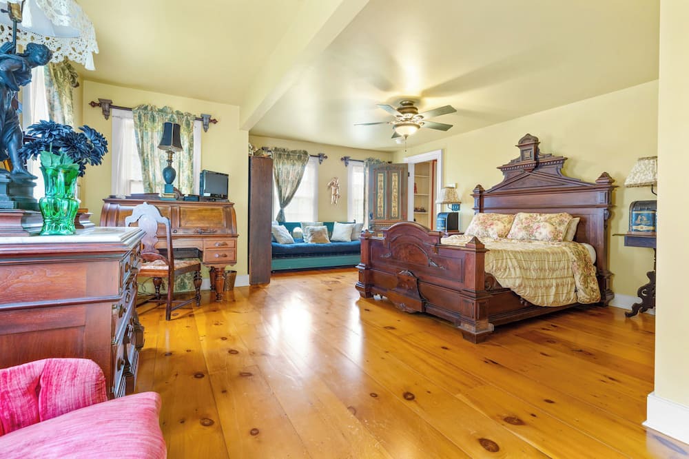 Photo of Bedroom in Franklin Springs