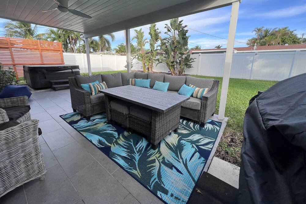 Photo of Outdoor in Deerfield Beach
