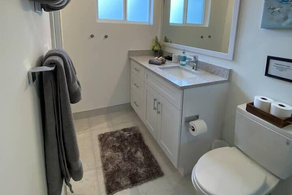 Photo of Bathroom in Deerfield Beach