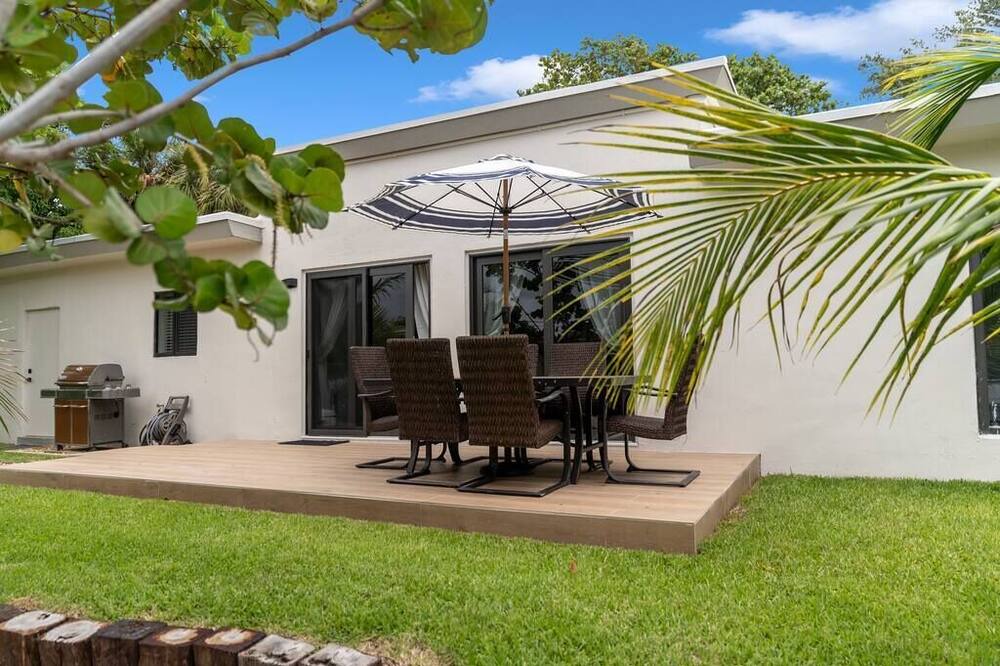 Photo of Outdoor in Pompano Isles