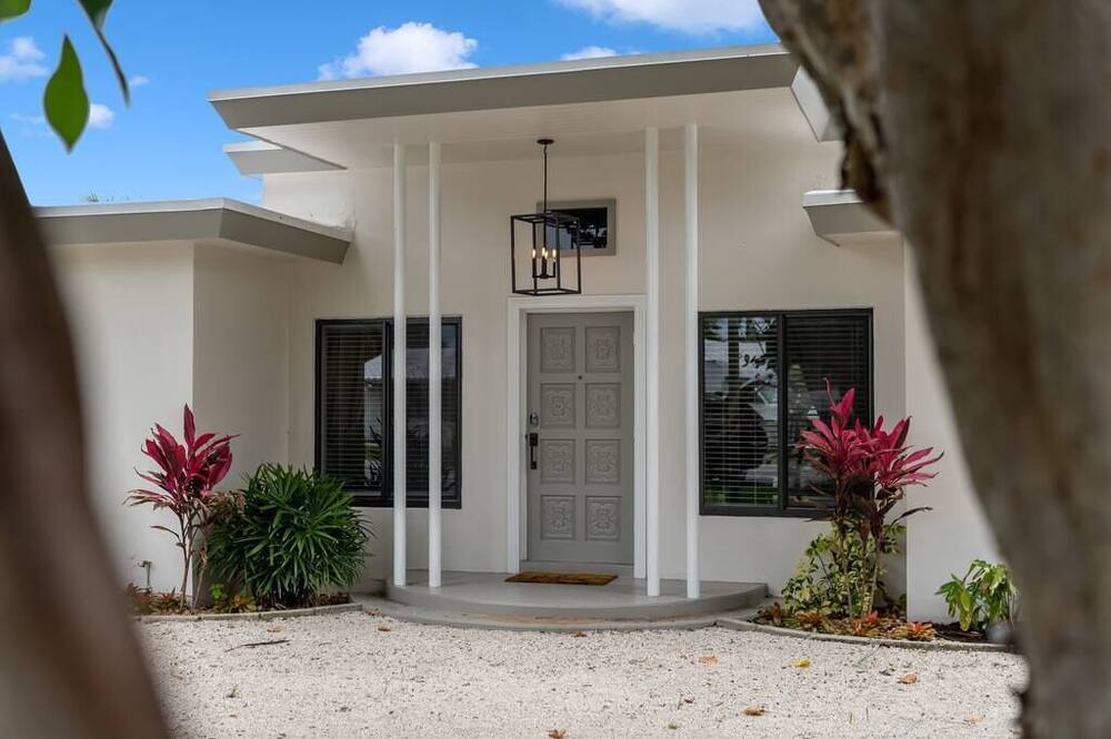 Photo of Others in Pompano Isles