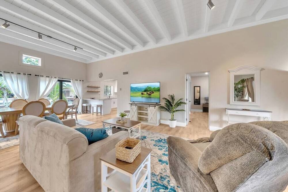 Photo of Others in Pompano Isles
