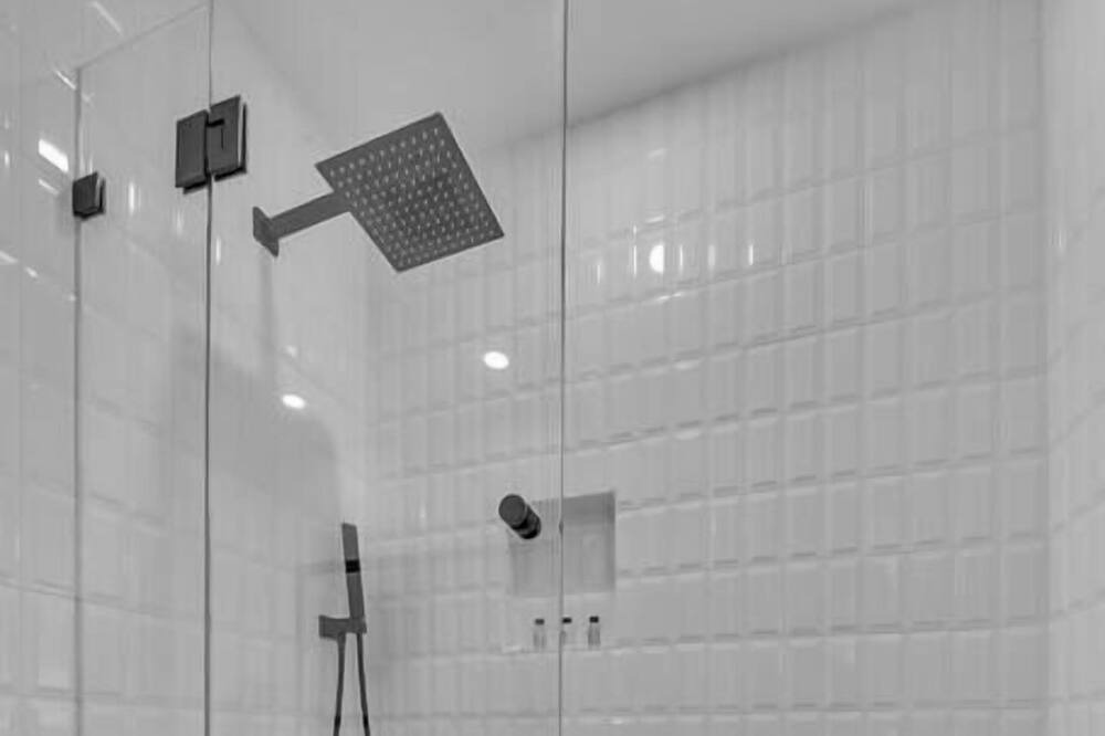 Photo of Bathroom in Pompano Isles