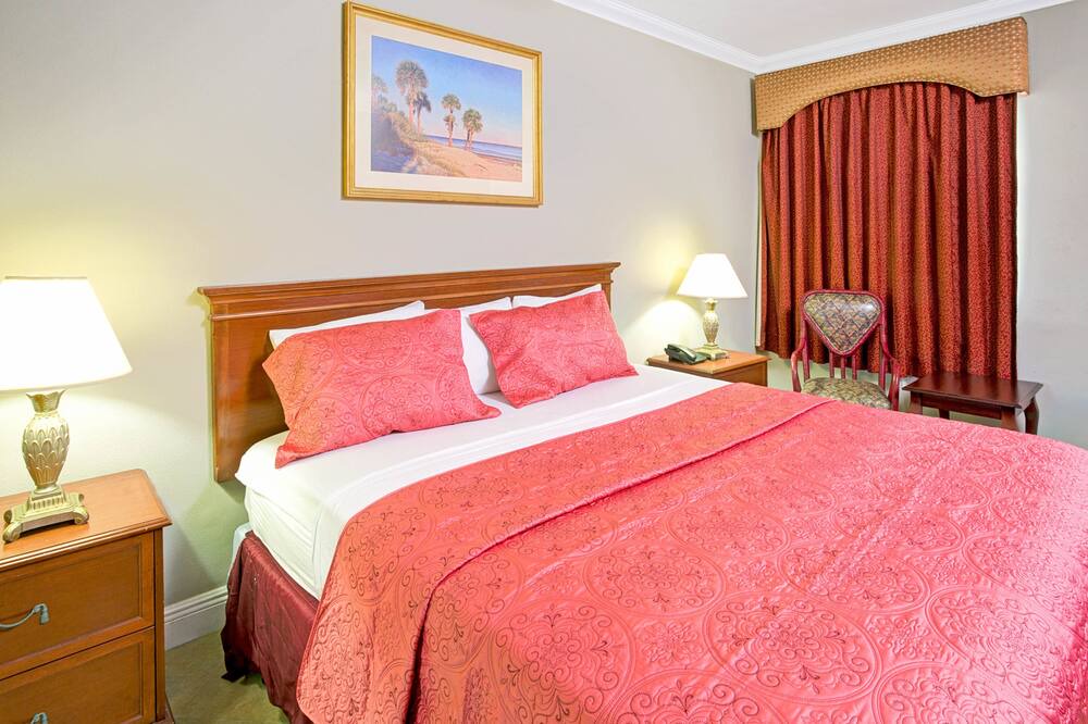 Photo of Bedroom in North Miami