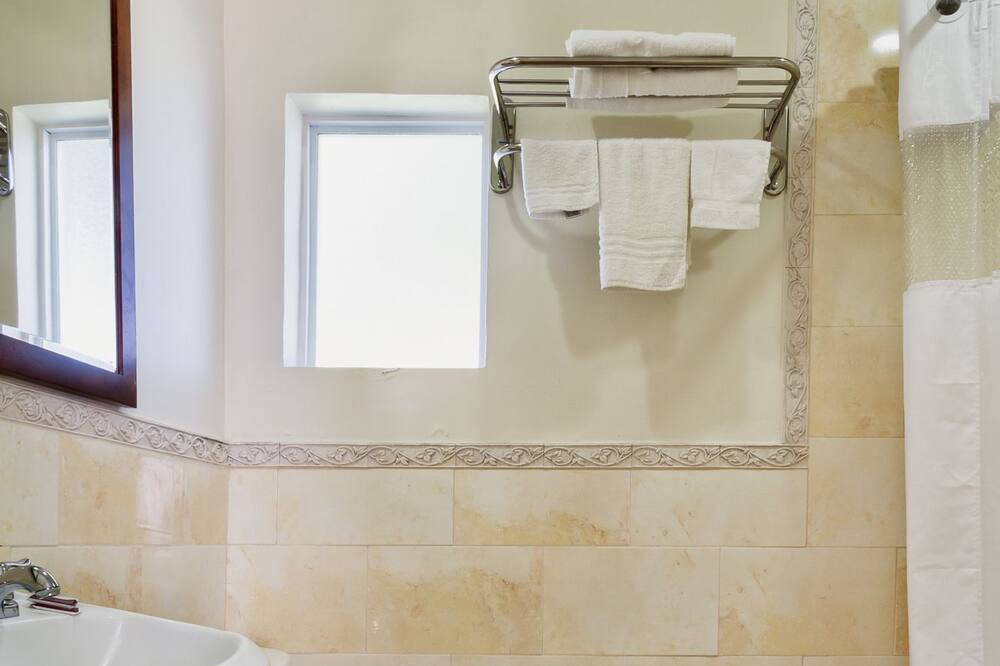 Photo of Bathroom in North Miami