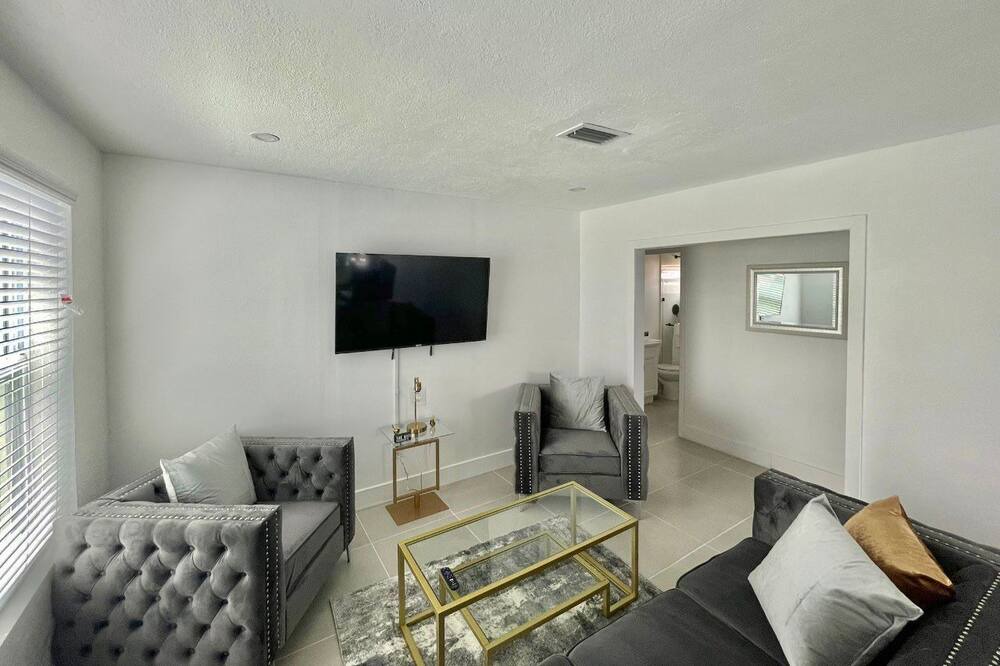Photo of Livingroom in West Hollywood