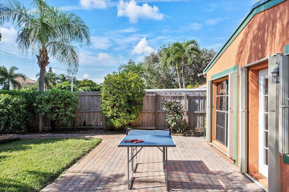 Photo of Outdoor in River Oaks
