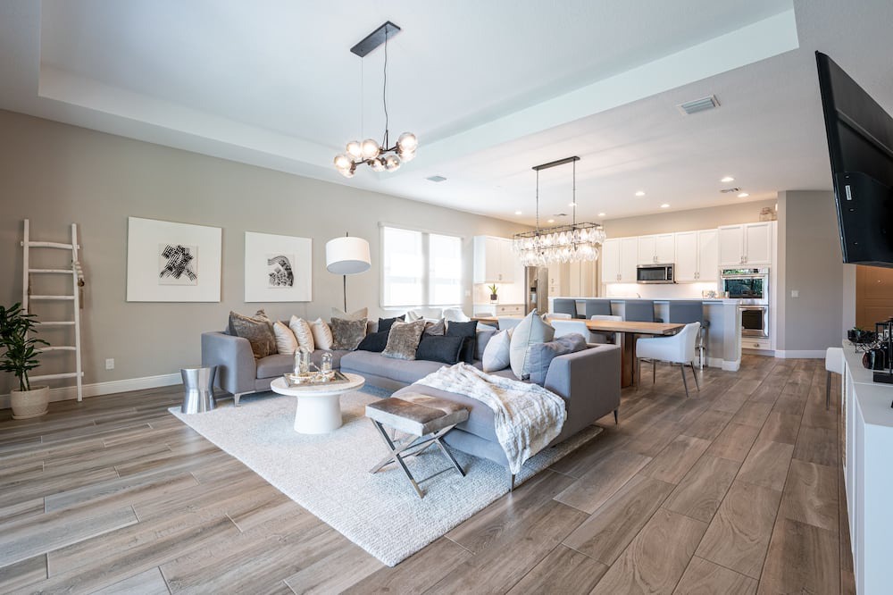 Photo of Livingroom in Parkland