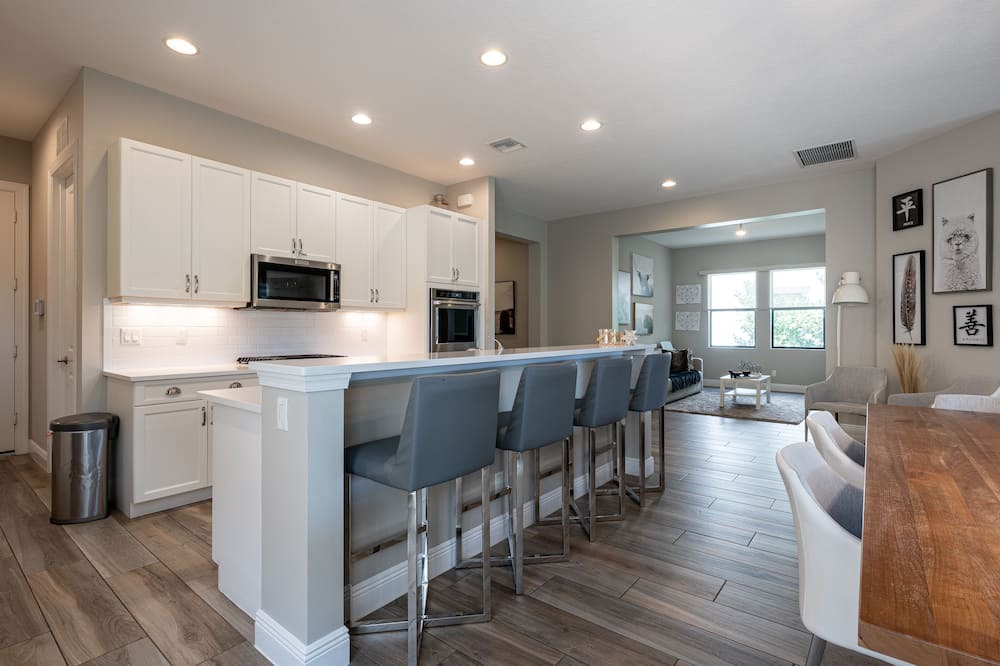 Photo of Kitchen in Parkland