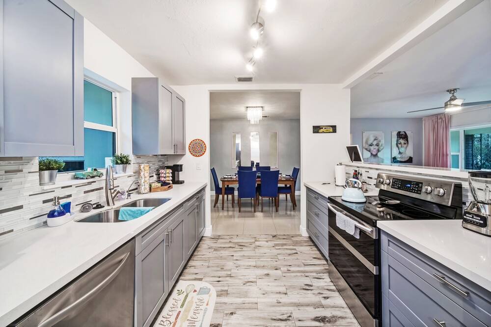 Photo of Kitchen in Biscayne Park