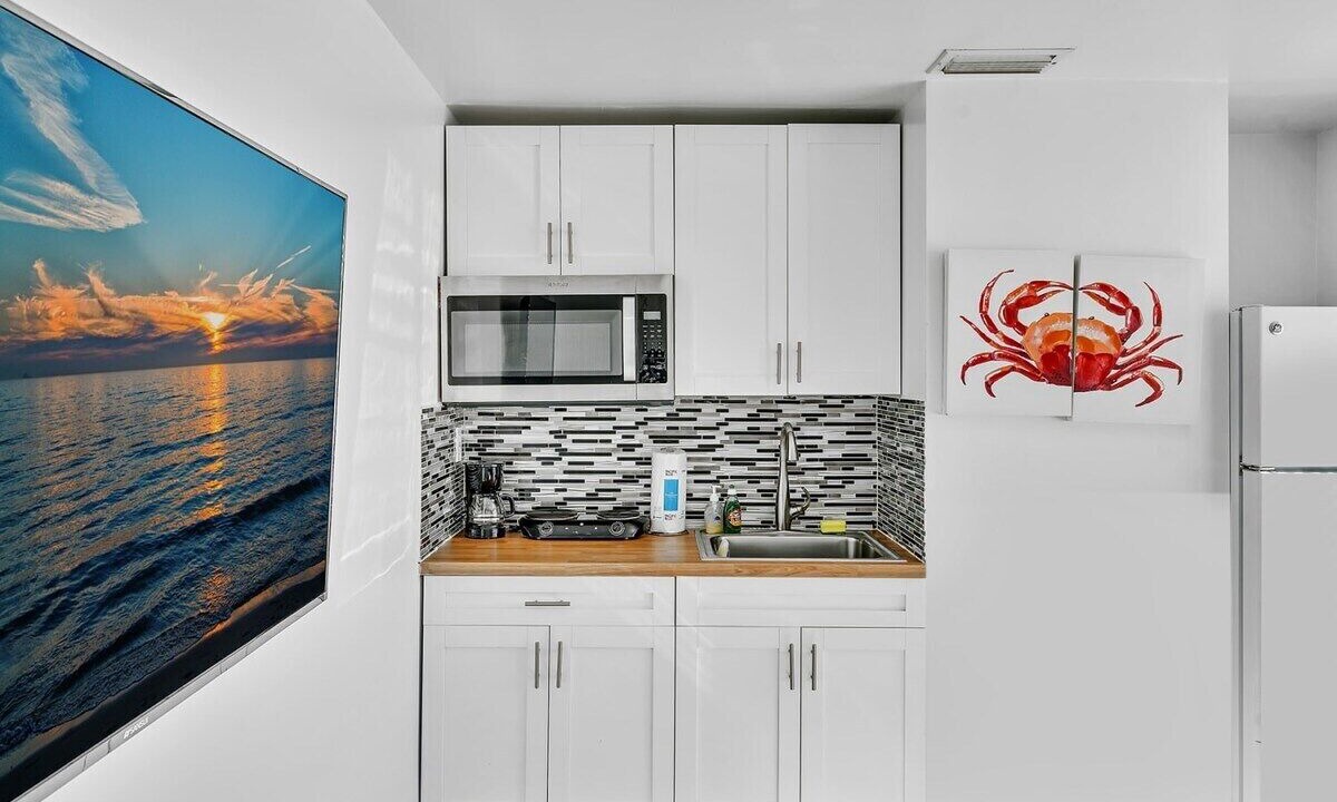 Photo of Kitchen in Royal Poinciana