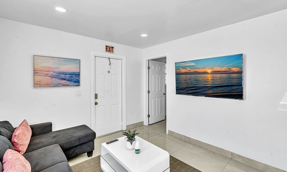 Photo of Livingroom in Royal Poinciana