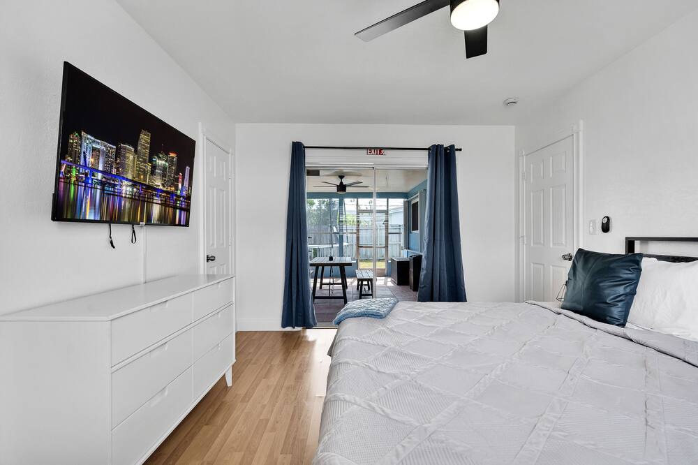 Photo of Bedroom in Boulevard Heights