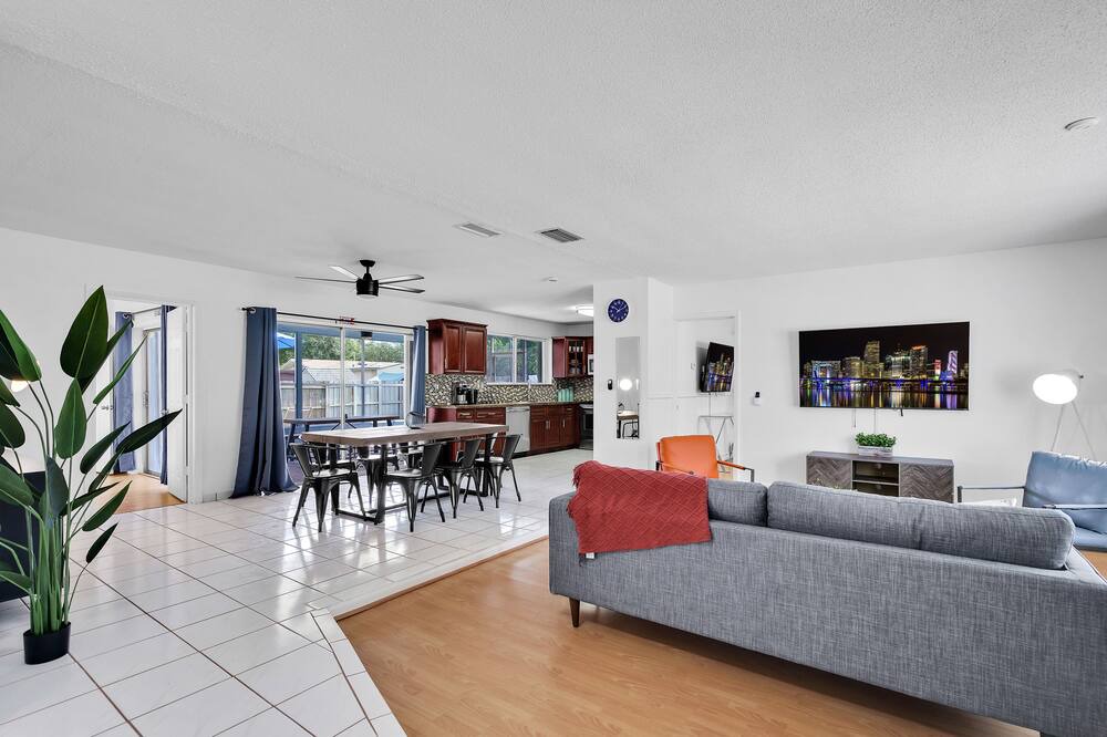 Photo of Livingroom in Boulevard Heights