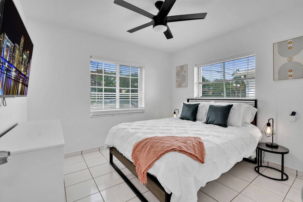 Photo of Bedroom in Boulevard Heights