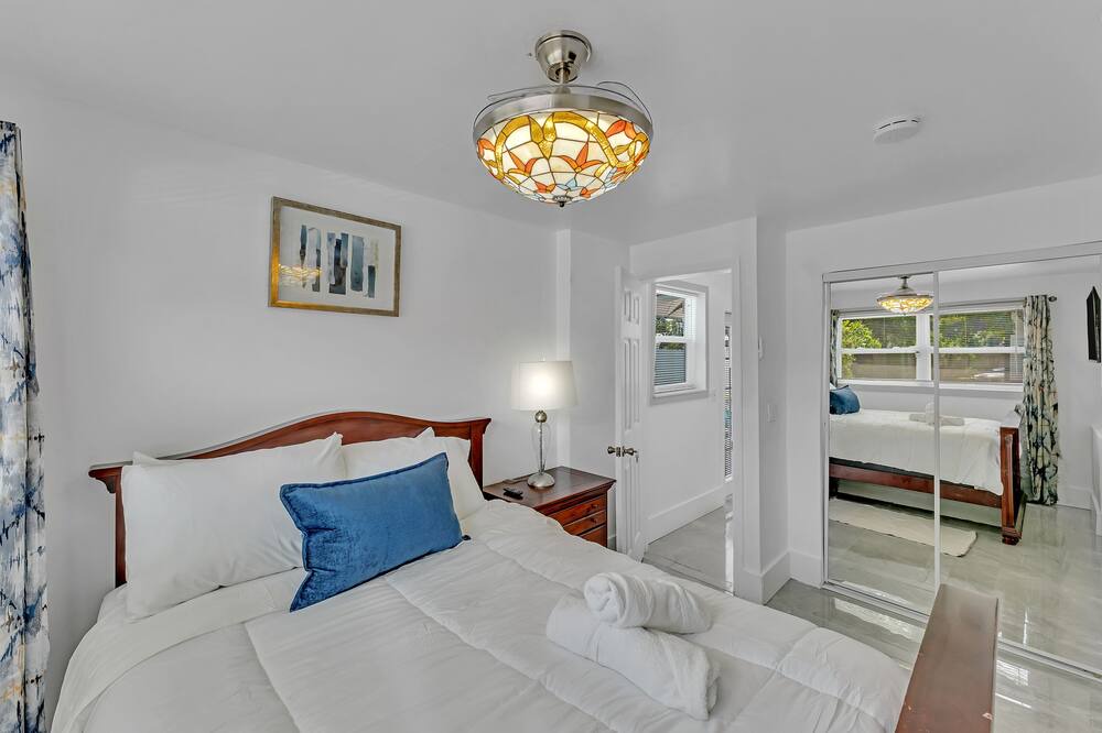 Photo of Bedroom in Driftwood