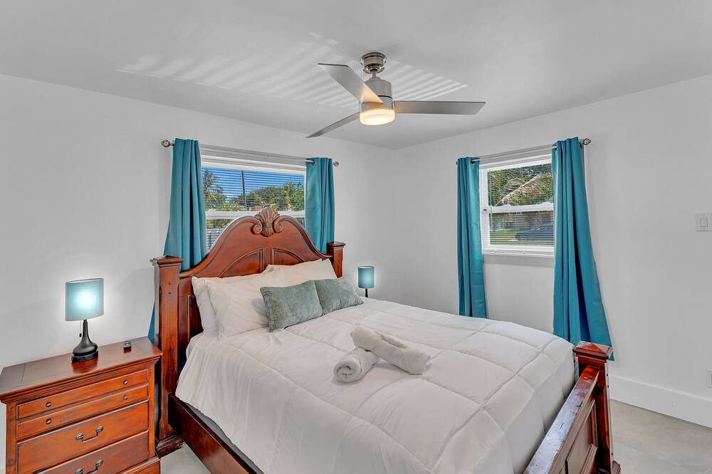 Photo of Bedroom in Driftwood