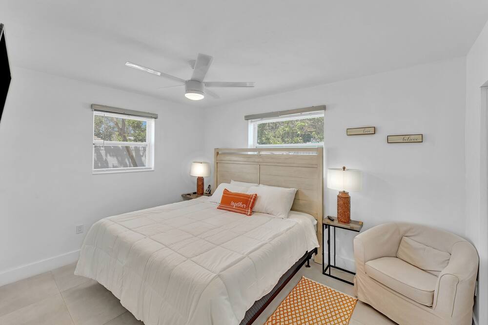 Photo of Bedroom in Driftwood