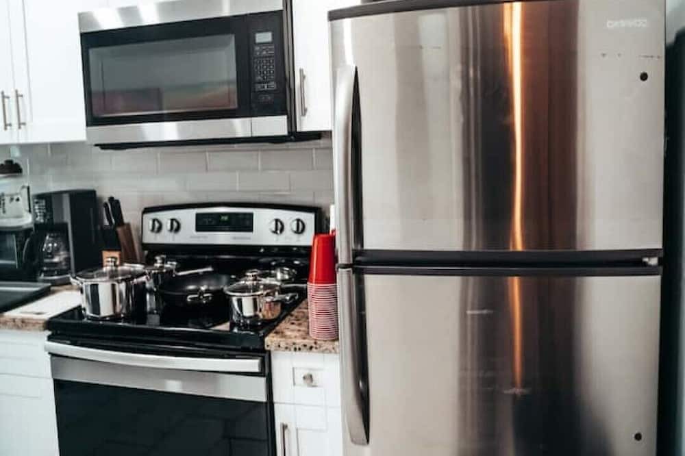 Photo of Kitchen in Flagler Village