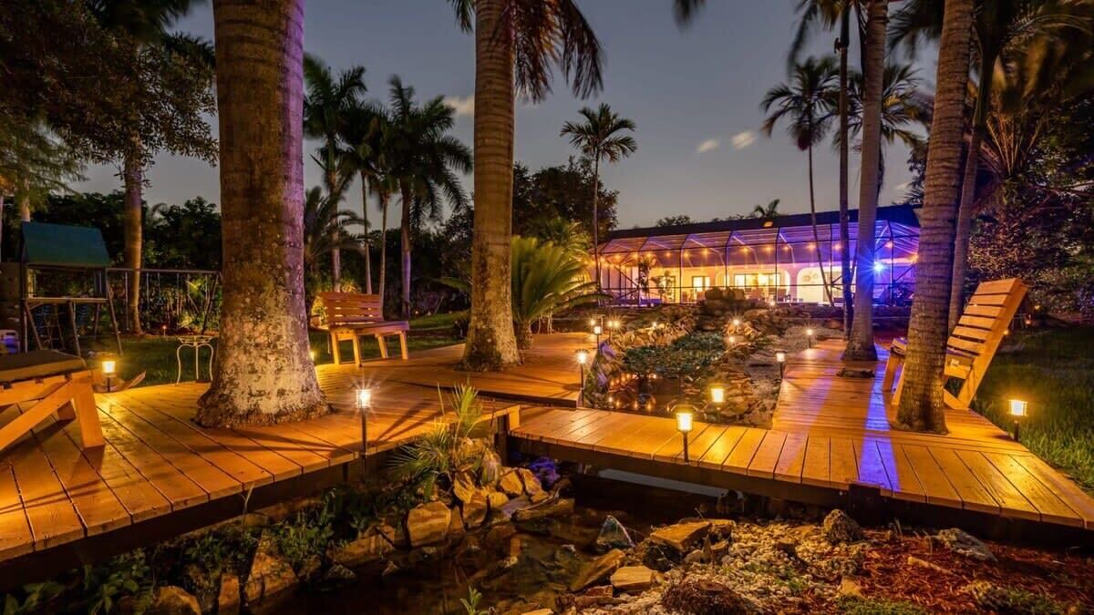 Photo of Outdoor in Plantation