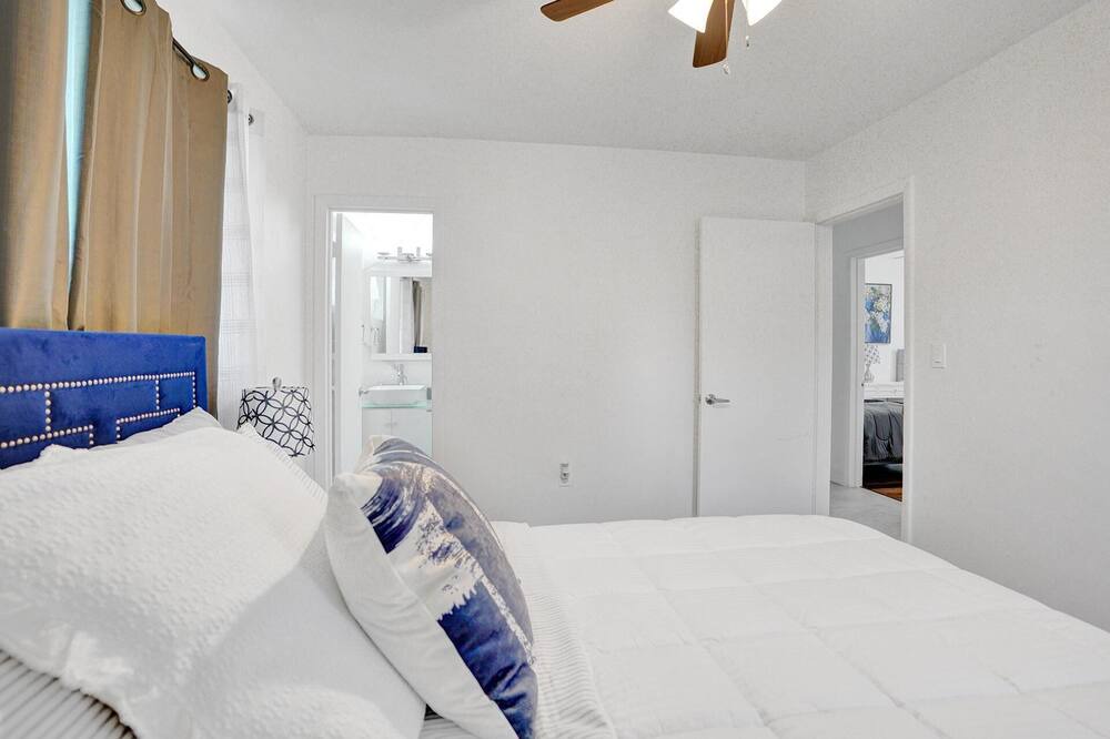 Photo of Bedroom in Plantation