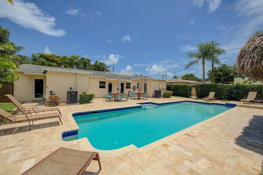 Photo of Outdoor in Royal Poinciana
