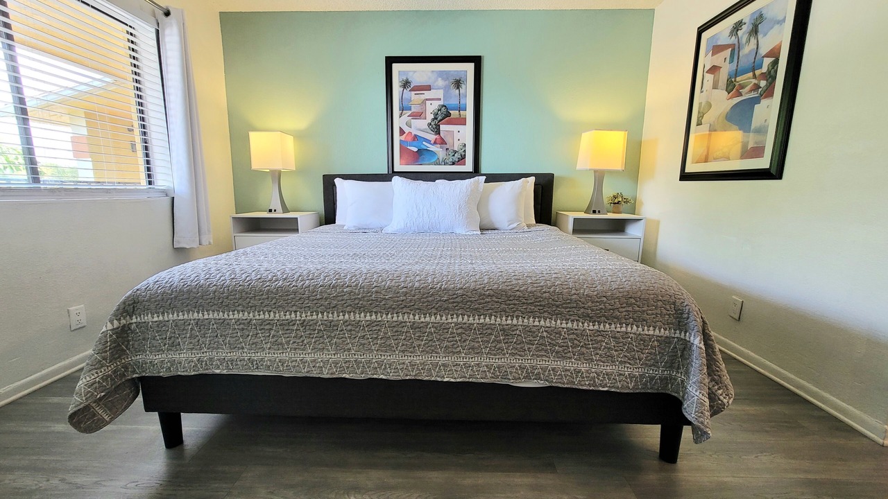 Photo of Bedroom in South Palm Park Neighborhood Association