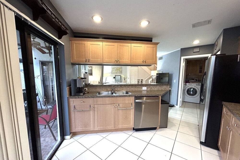 Photo of Kitchen in Deerfield Beach