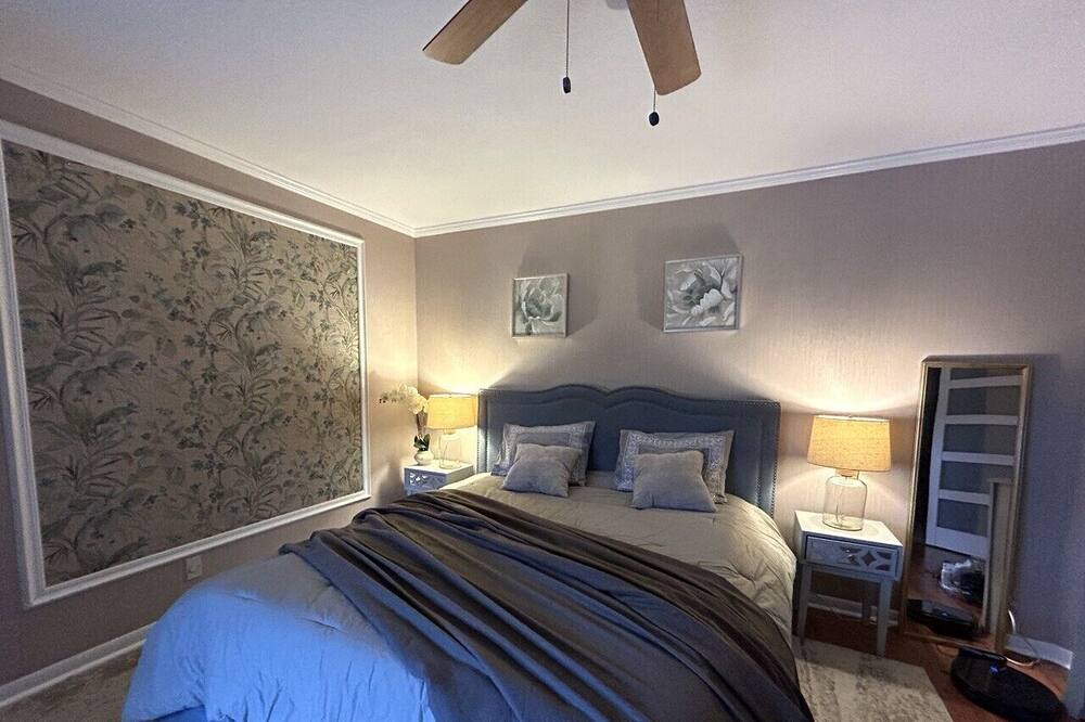 Photo of Bedroom in Deerfield Beach