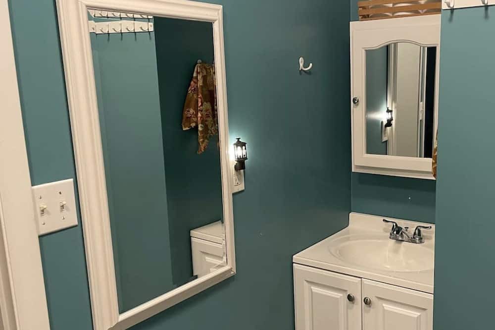 Photo of Bathroom in Salisbury