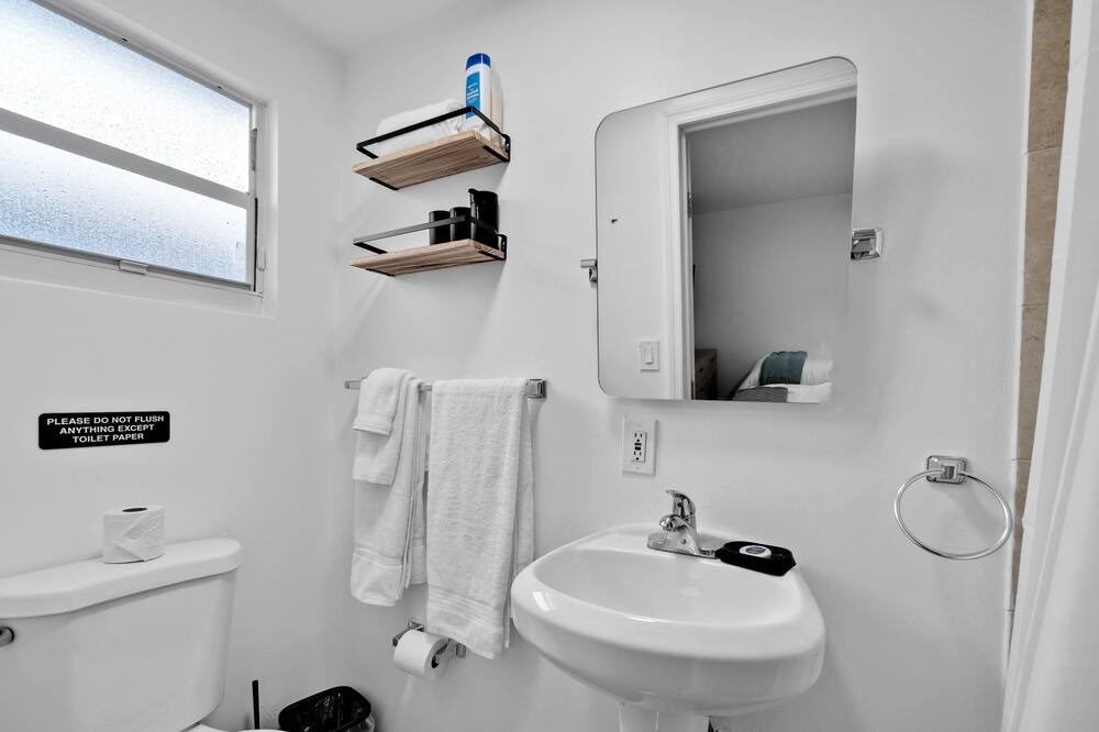 Photo of Bathroom in West Hollywood