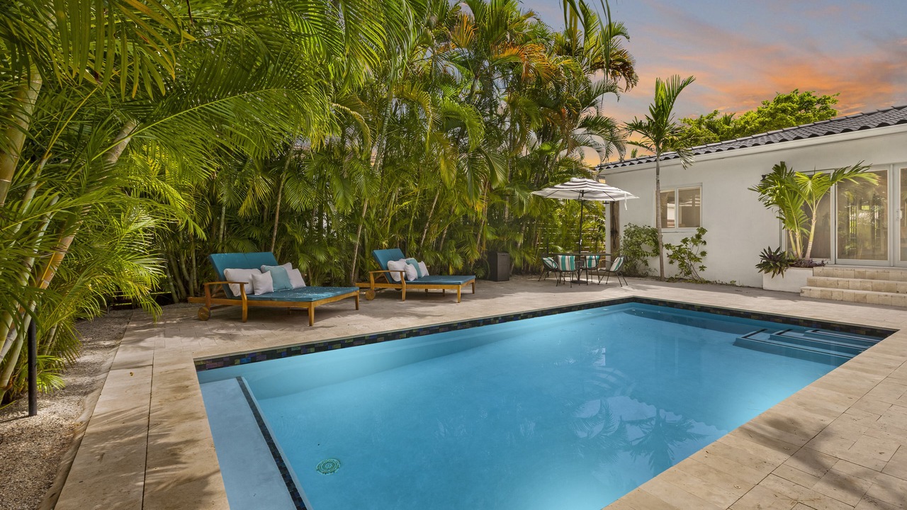 Photo of Outdoor in Surfside