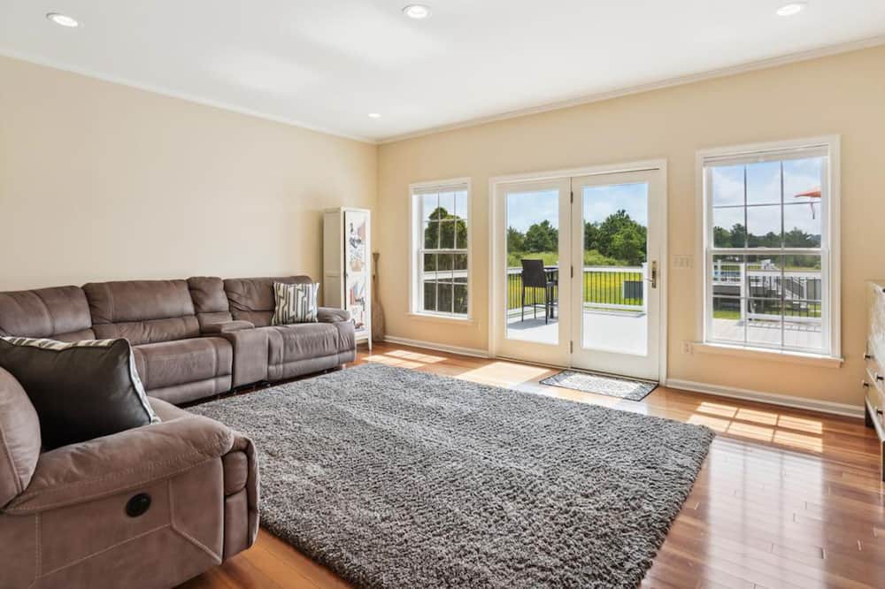 Photo of Bedroom in Woolford