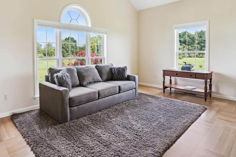 Photo of Livingroom in Woolford