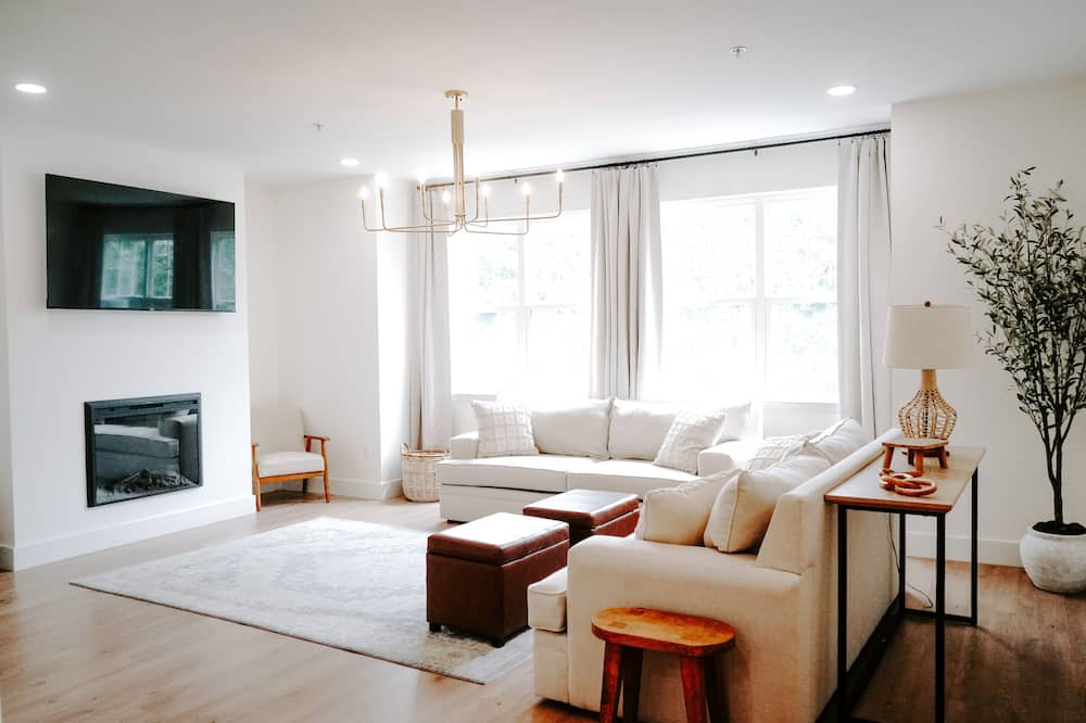 Photo of Livingroom in Prince Frederick