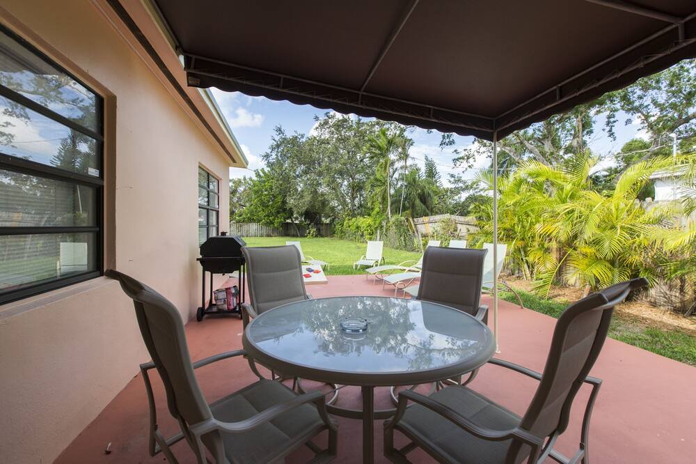 Photo of Patio Balcony in Highland Garden