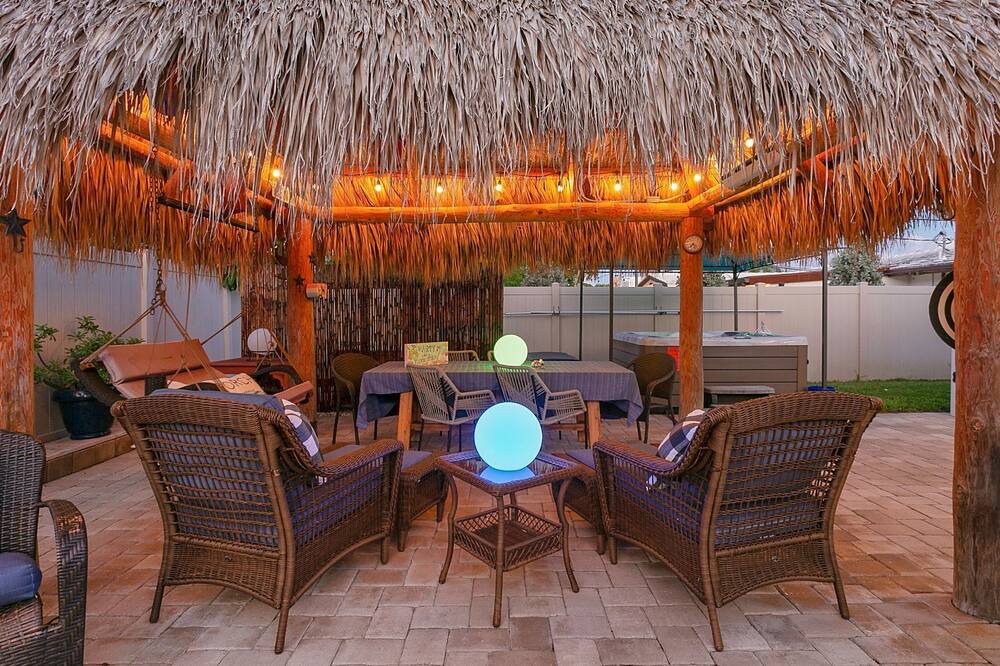 Photo of Outdoor in Santa Barbara Estates