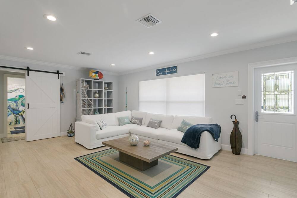 Photo of Others in Santa Barbara Estates