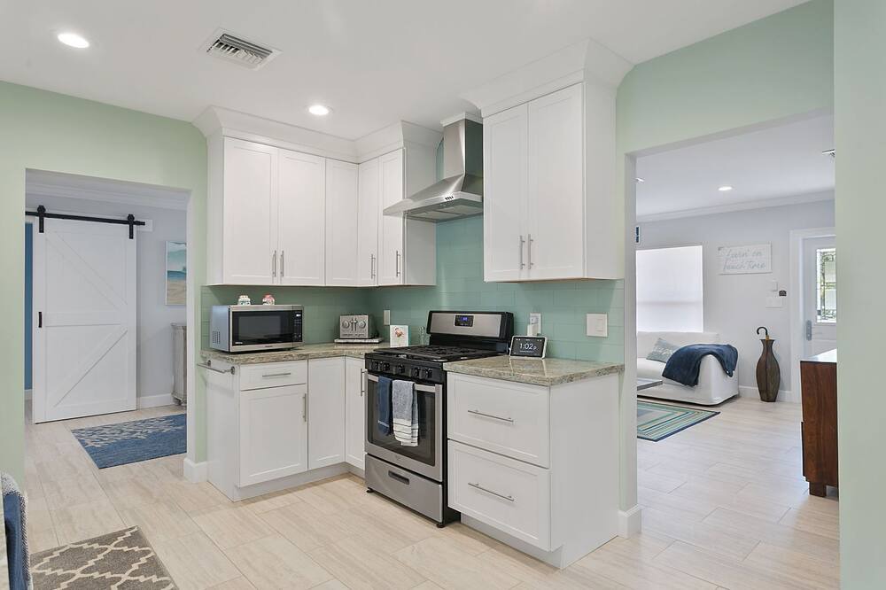 Photo of Kitchen in Santa Barbara Estates