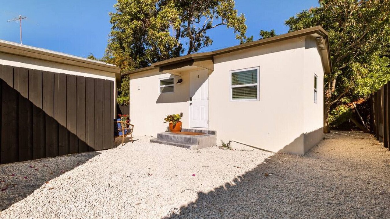 Photo of Outdoor in Middle River Terrace
