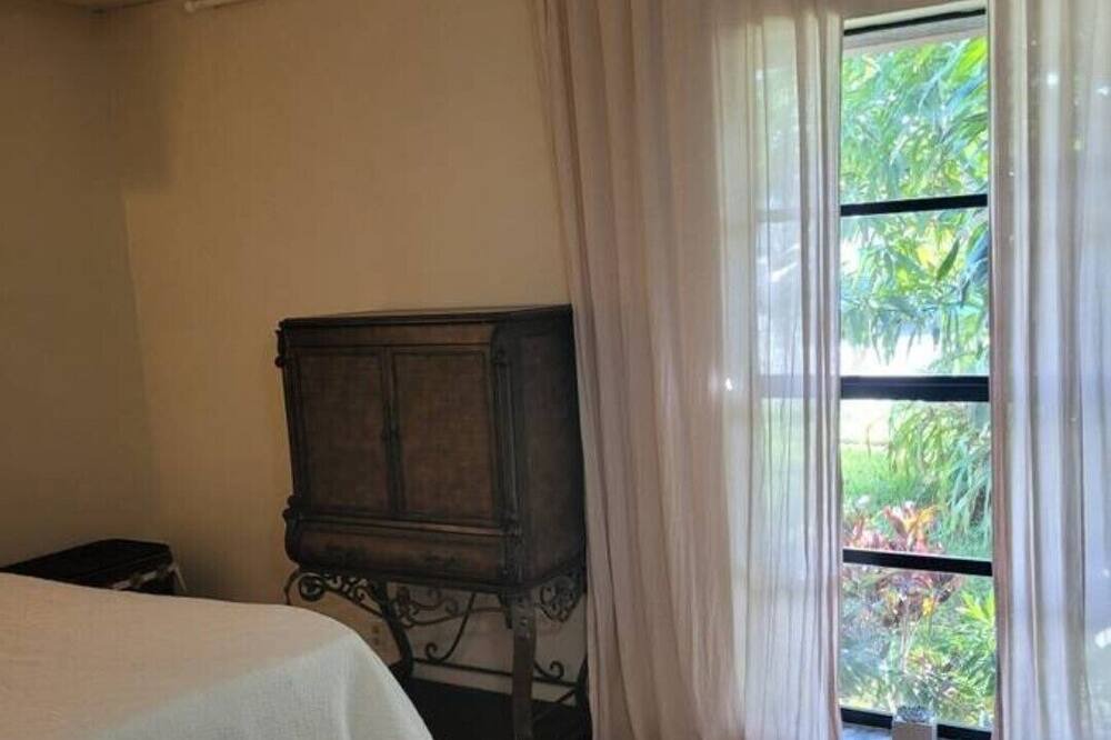Photo of Bedroom in Tamarac