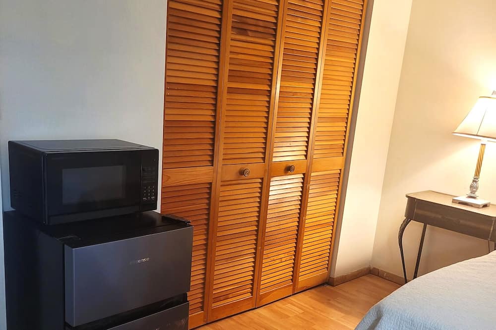 Photo of Bedroom in Tamarac