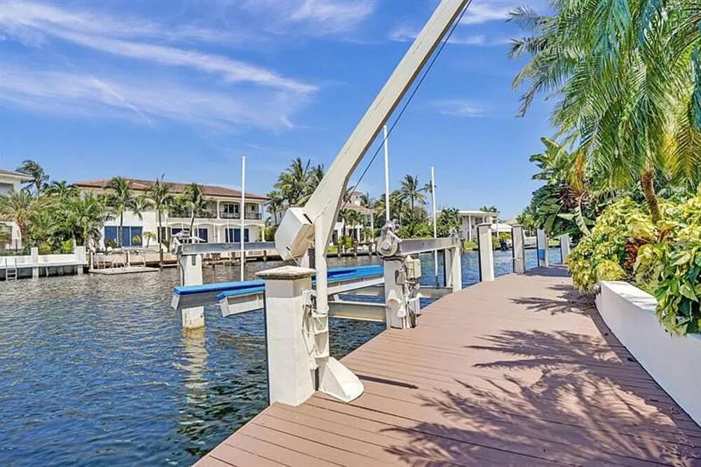 Photo of Outdoor in Lighthouse Point