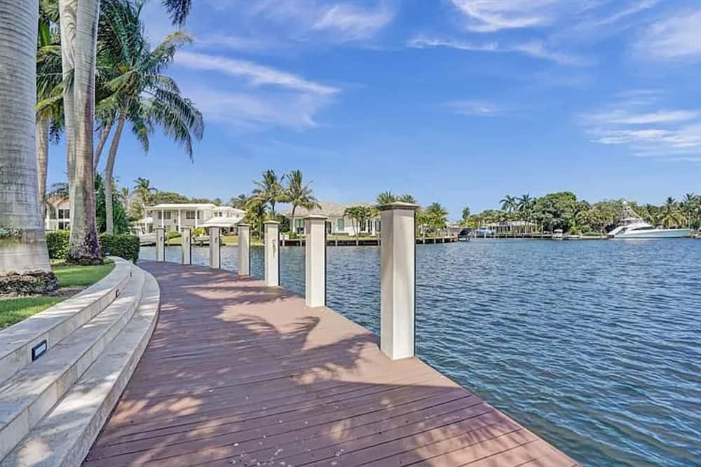 Photo of Outdoor in Lighthouse Point