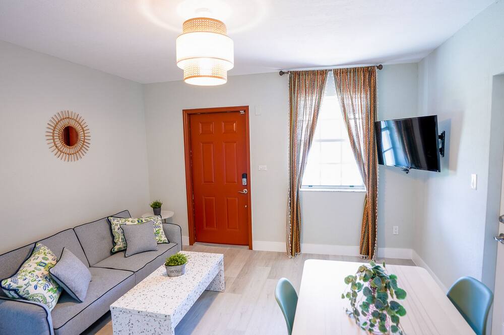 Photo of Livingroom in Pompano Beach