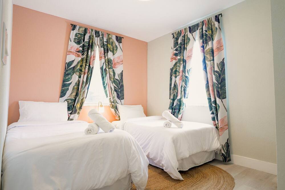 Photo of Bedroom in Pompano Beach