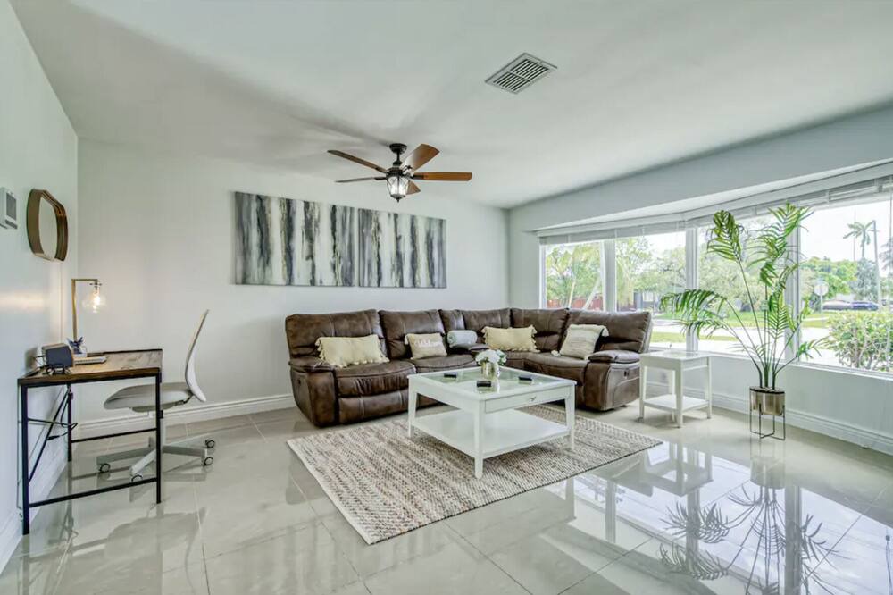 Photo of Livingroom in Margate